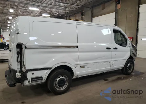 2017 Ford Transit T-150 z USA, uszkodzony, nr VIN 1FTYE1YM2HKA04343